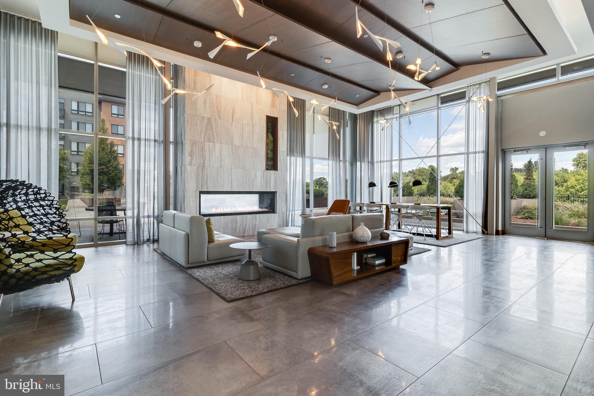 NATIONAL HARBOR - Residential Lease