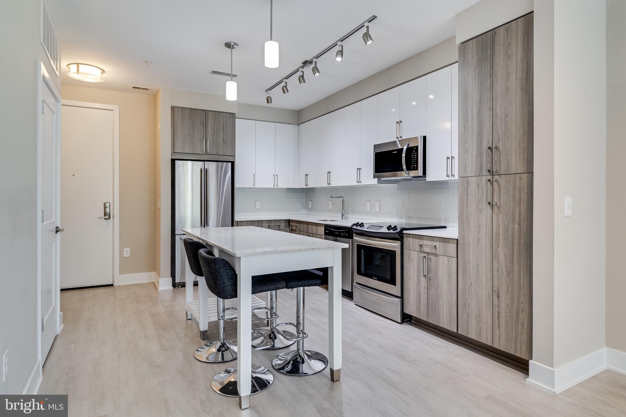 NATIONAL HARBOR - Residential Lease