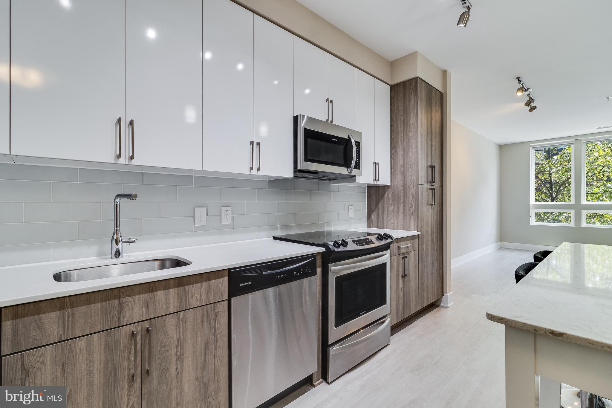 NATIONAL HARBOR - Residential Lease