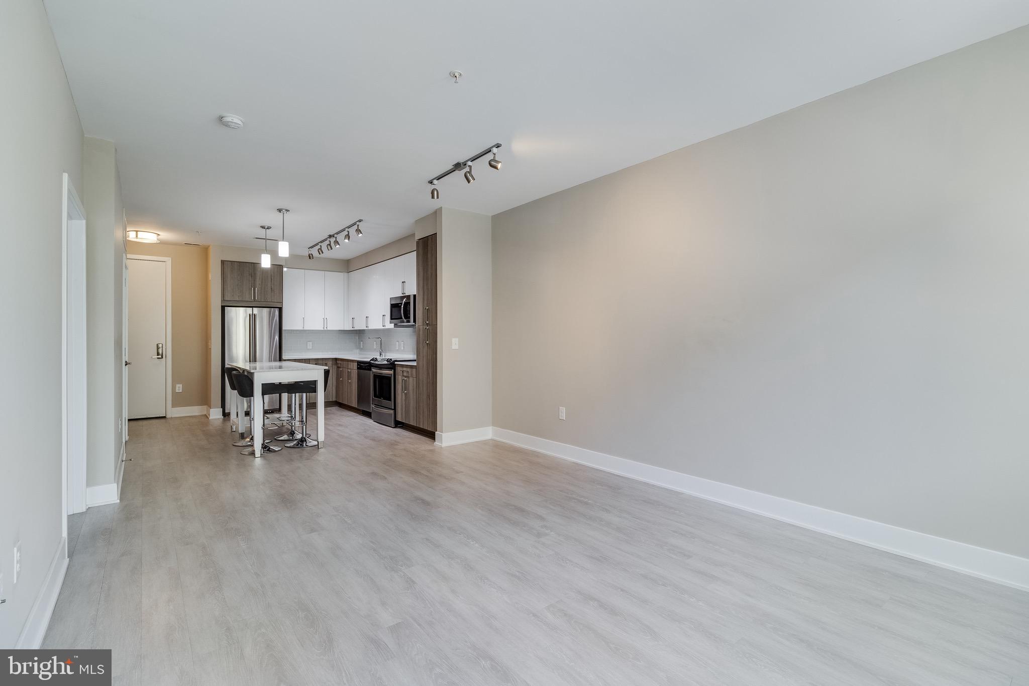 NATIONAL HARBOR - Residential Lease