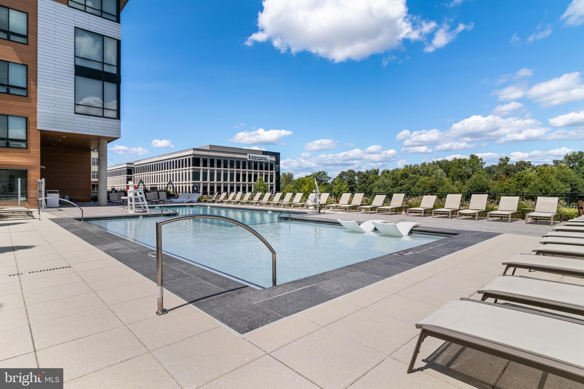 NATIONAL HARBOR - Residential Lease