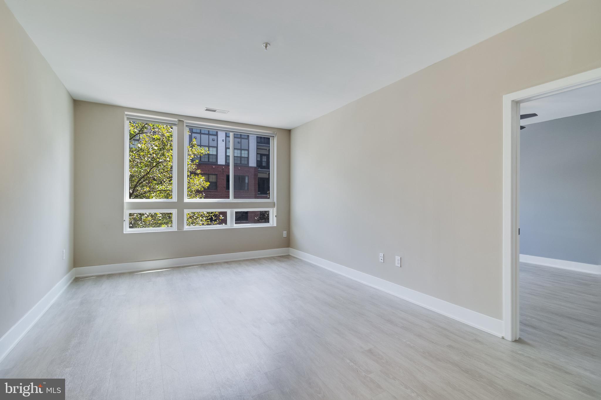 NATIONAL HARBOR - Residential Lease