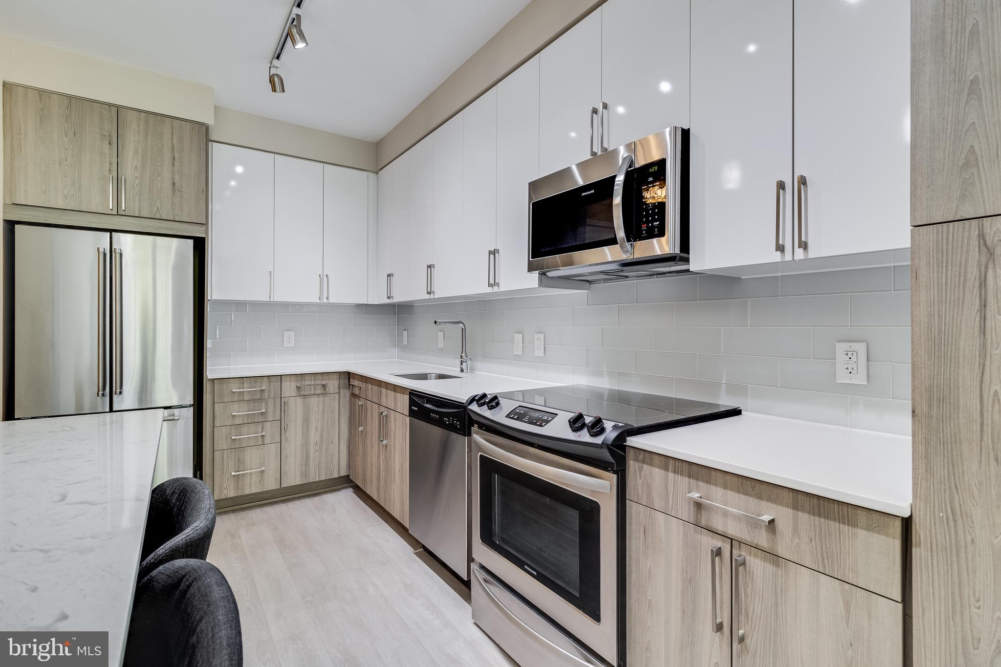 NATIONAL HARBOR - Residential Lease