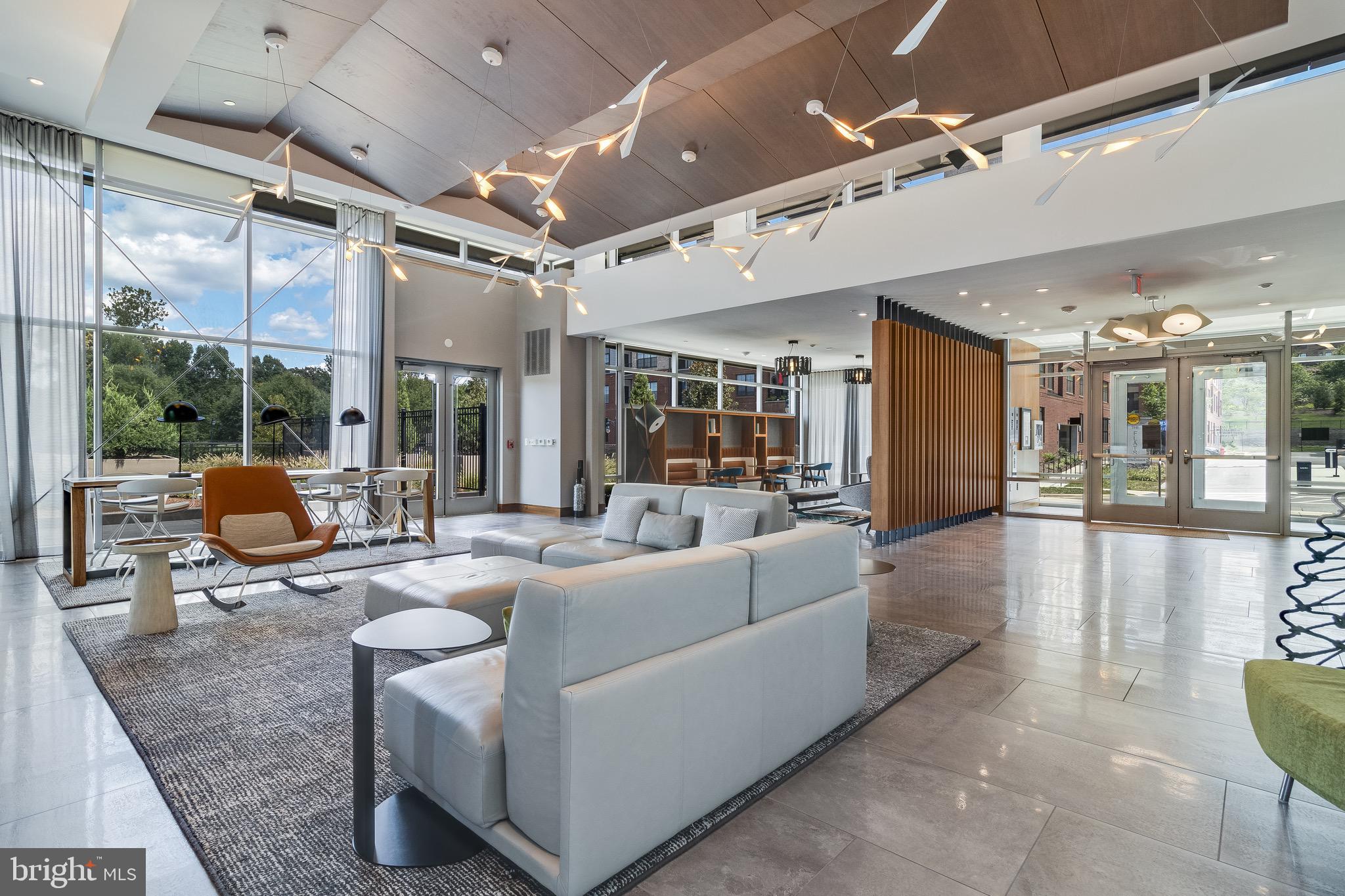 NATIONAL HARBOR - Residential Lease