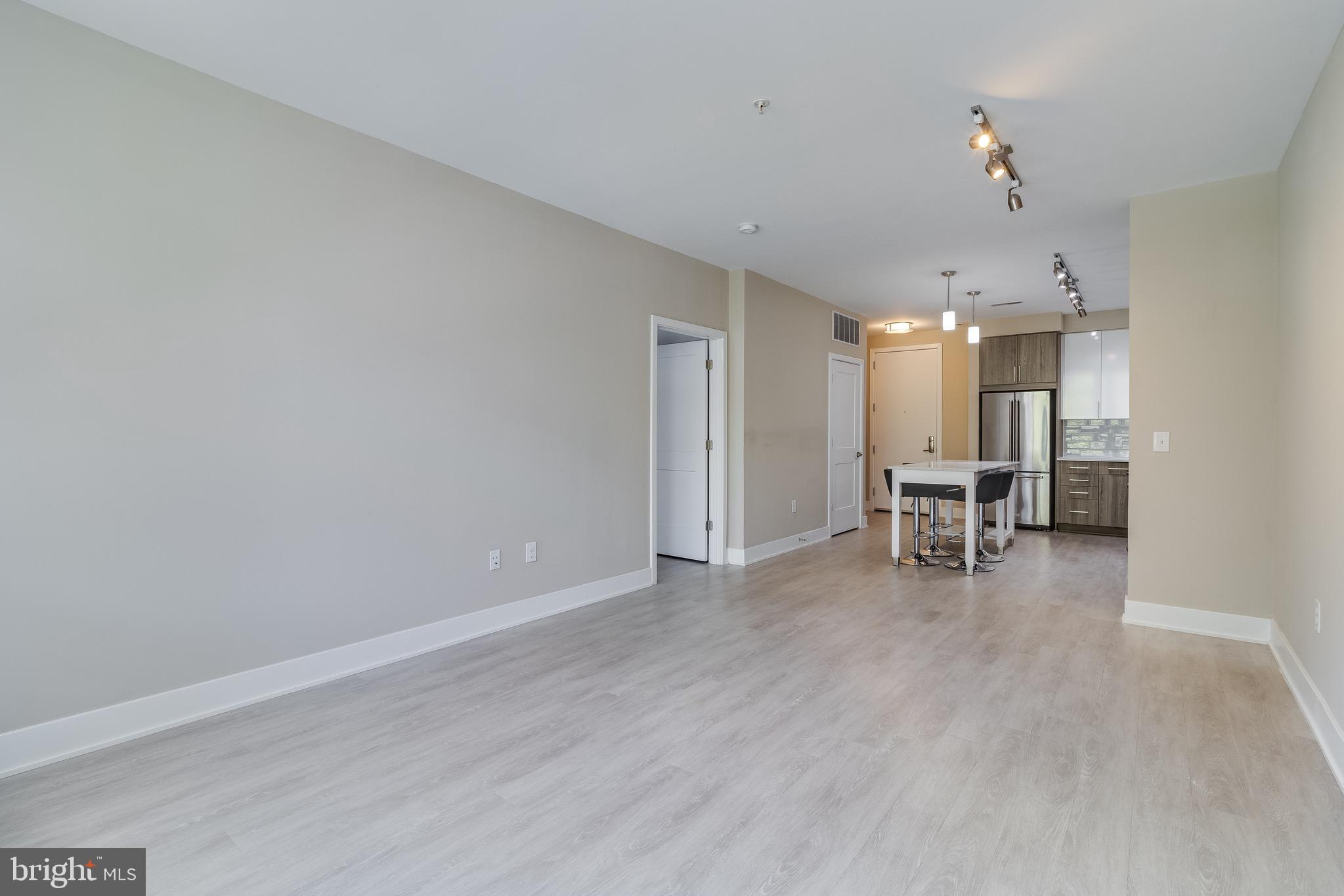 NATIONAL HARBOR - Residential Lease