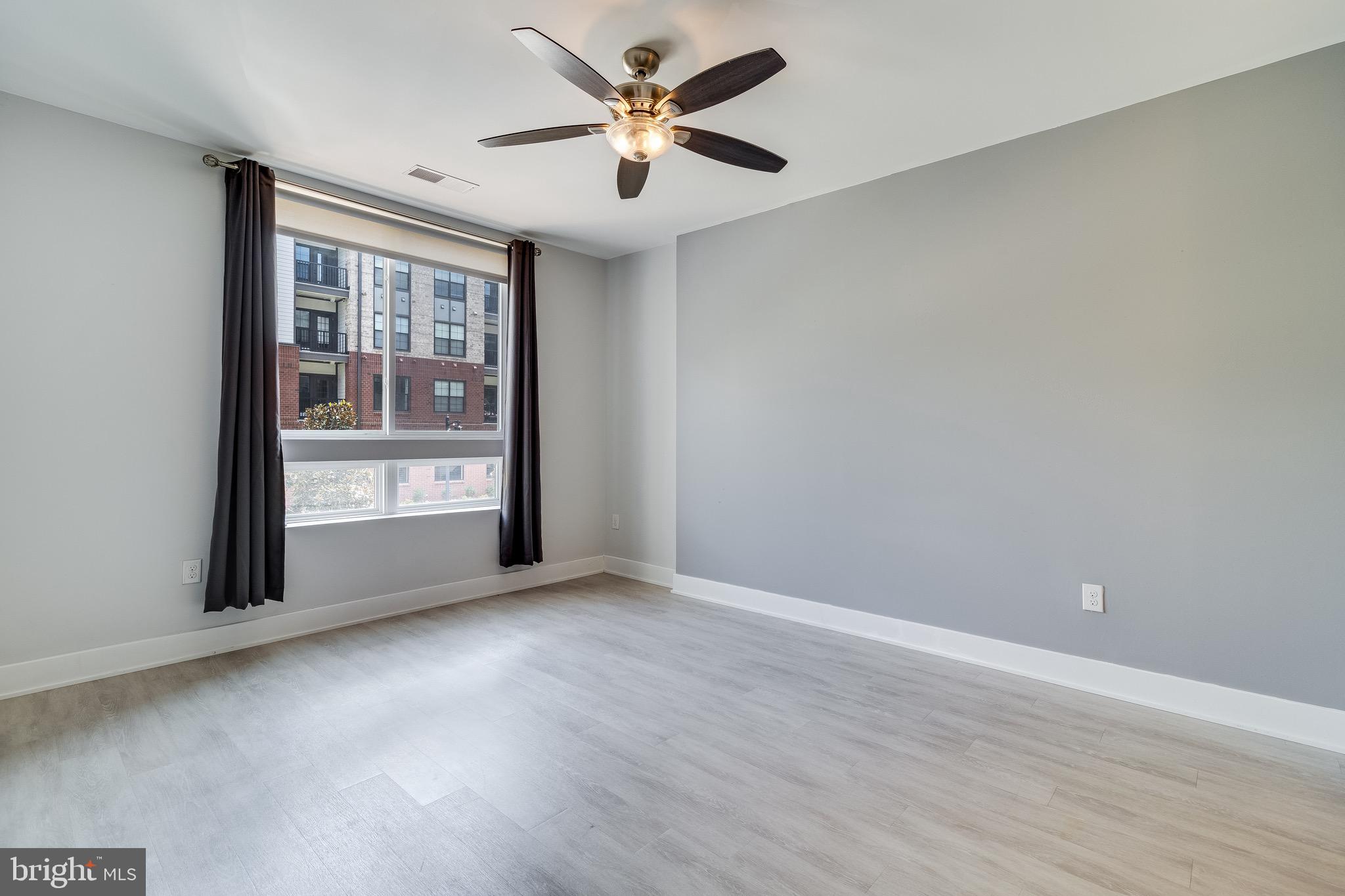 NATIONAL HARBOR - Residential Lease