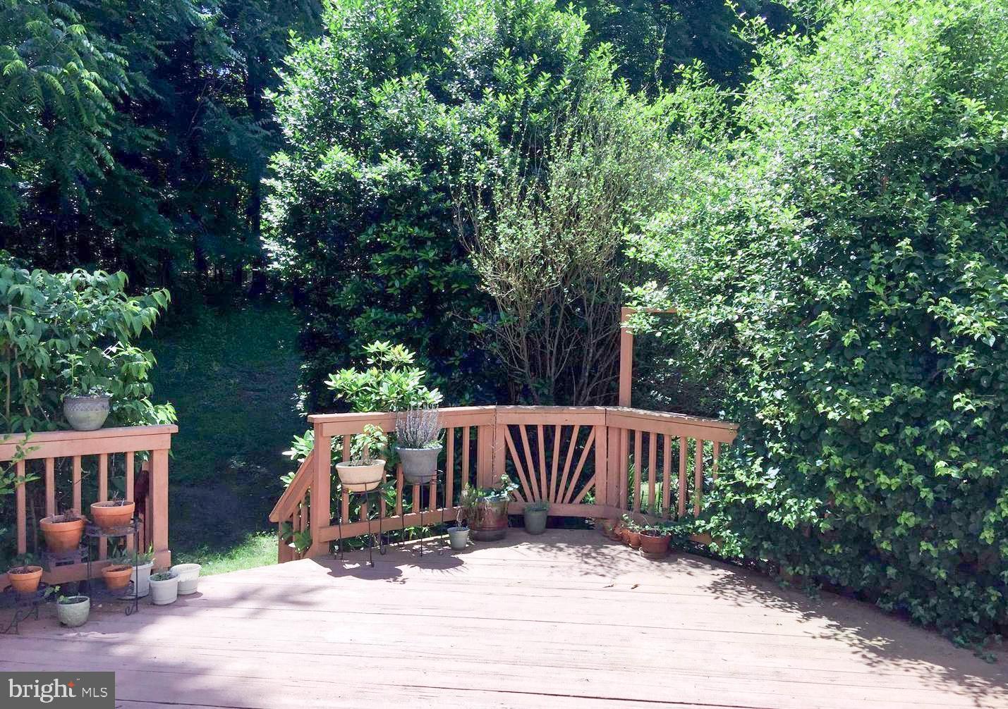 WOODLAND HILLS - Residential Lease