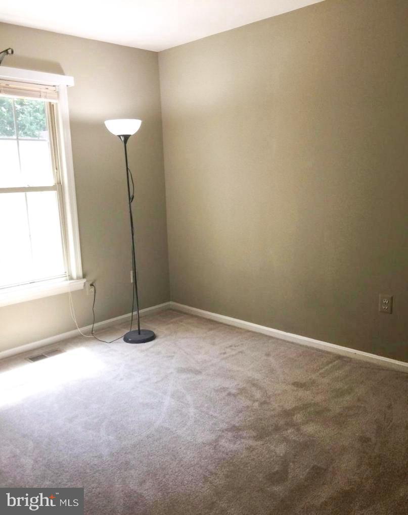 WOODLAND HILLS - Residential Lease