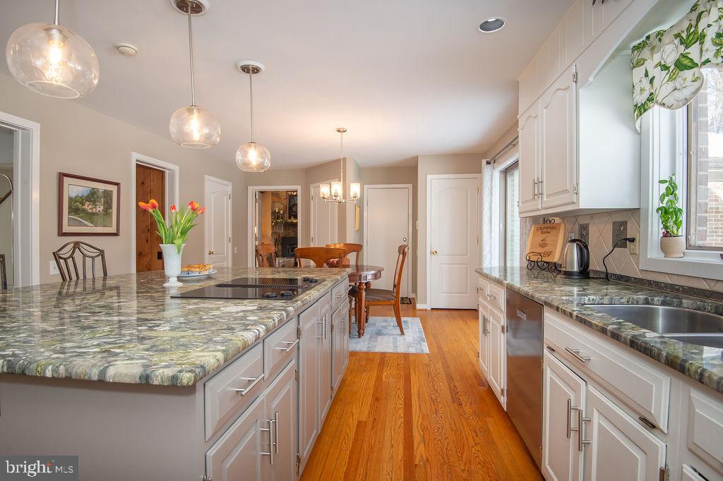 FAIRTHORNE - Residential