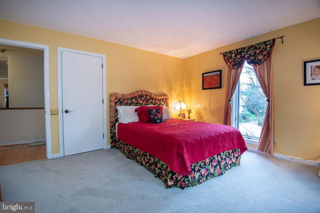 FAIRTHORNE - Residential