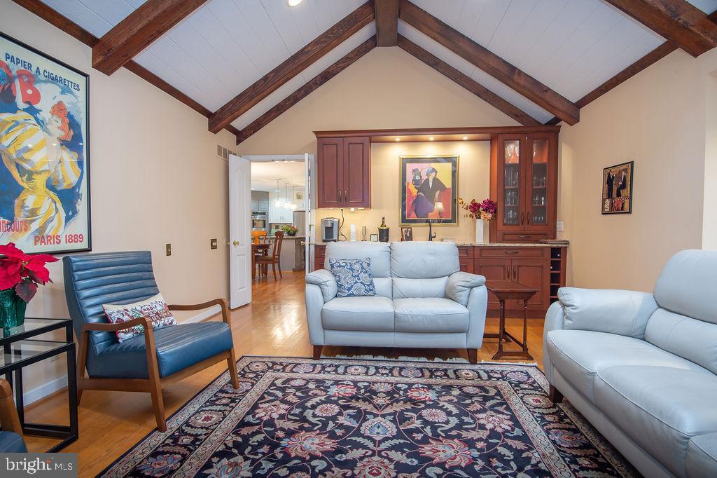 FAIRTHORNE - Residential