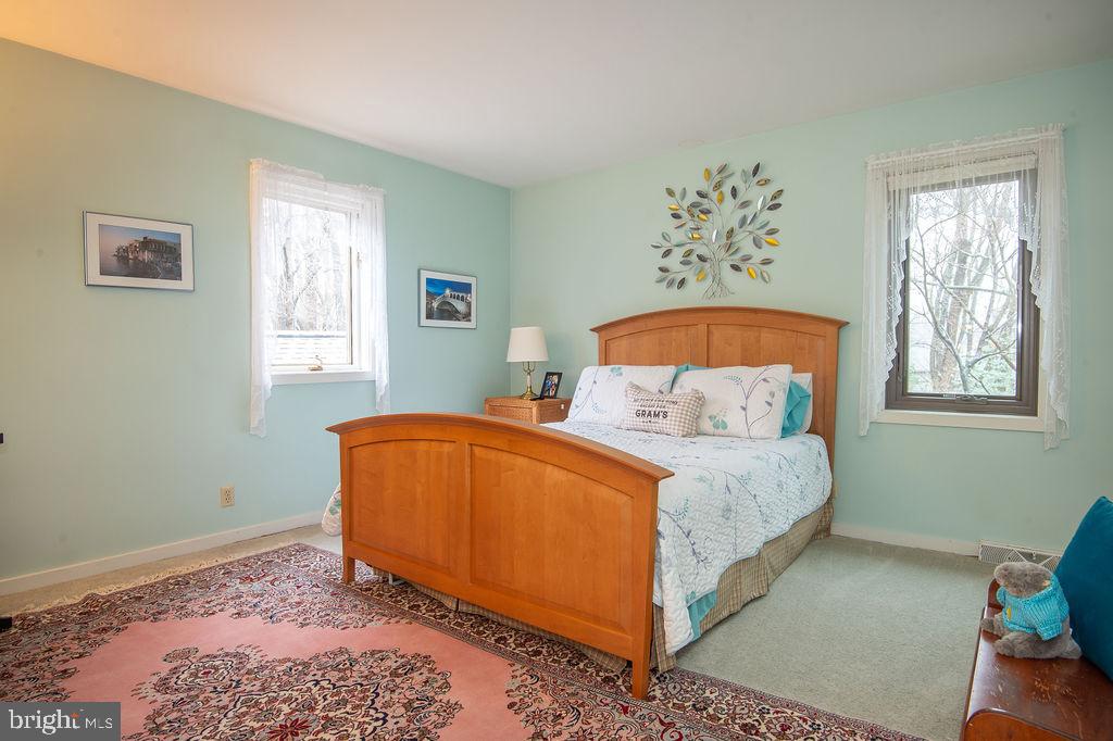 FAIRTHORNE - Residential