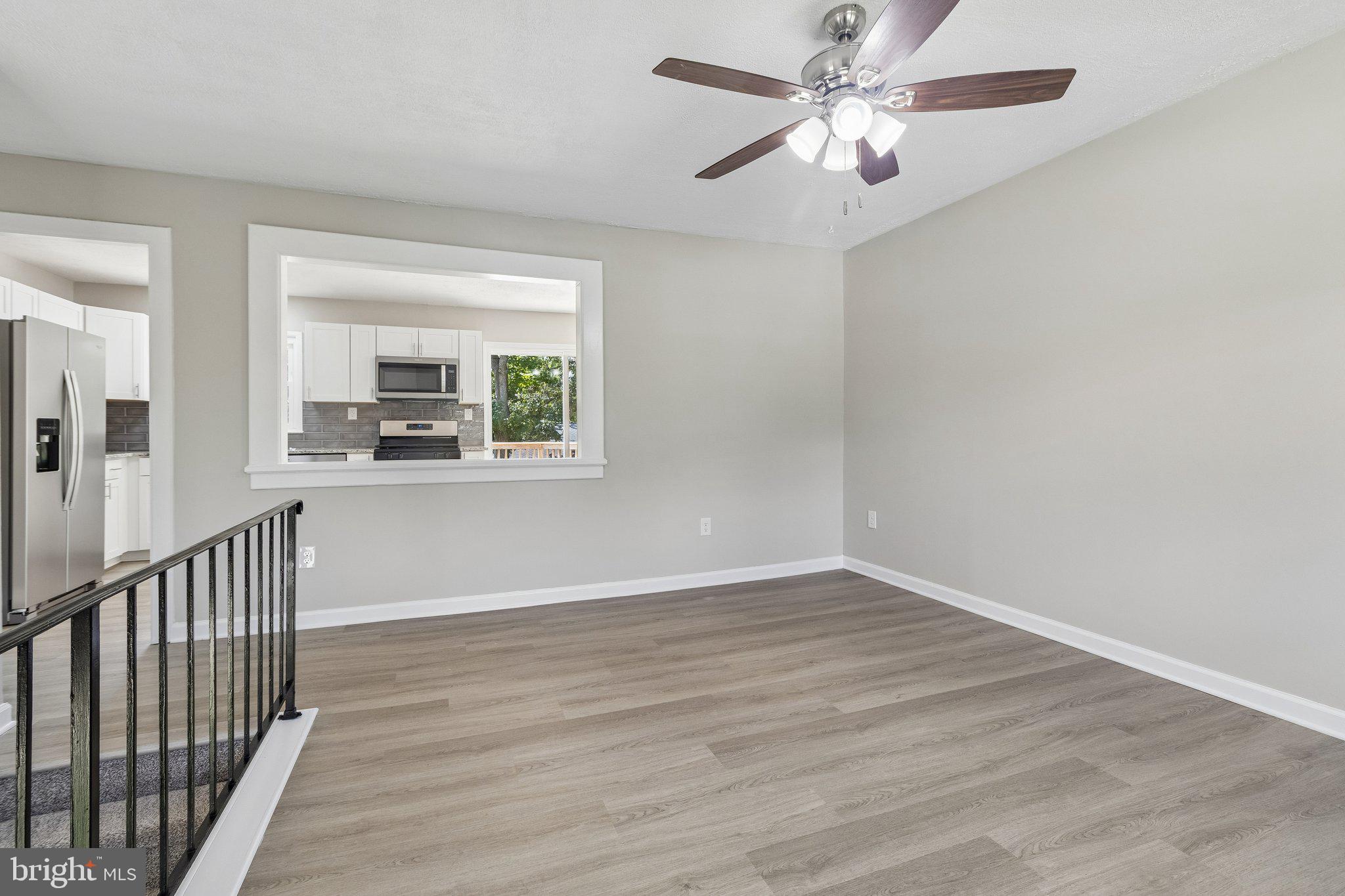 2153 CREST CIRCLE