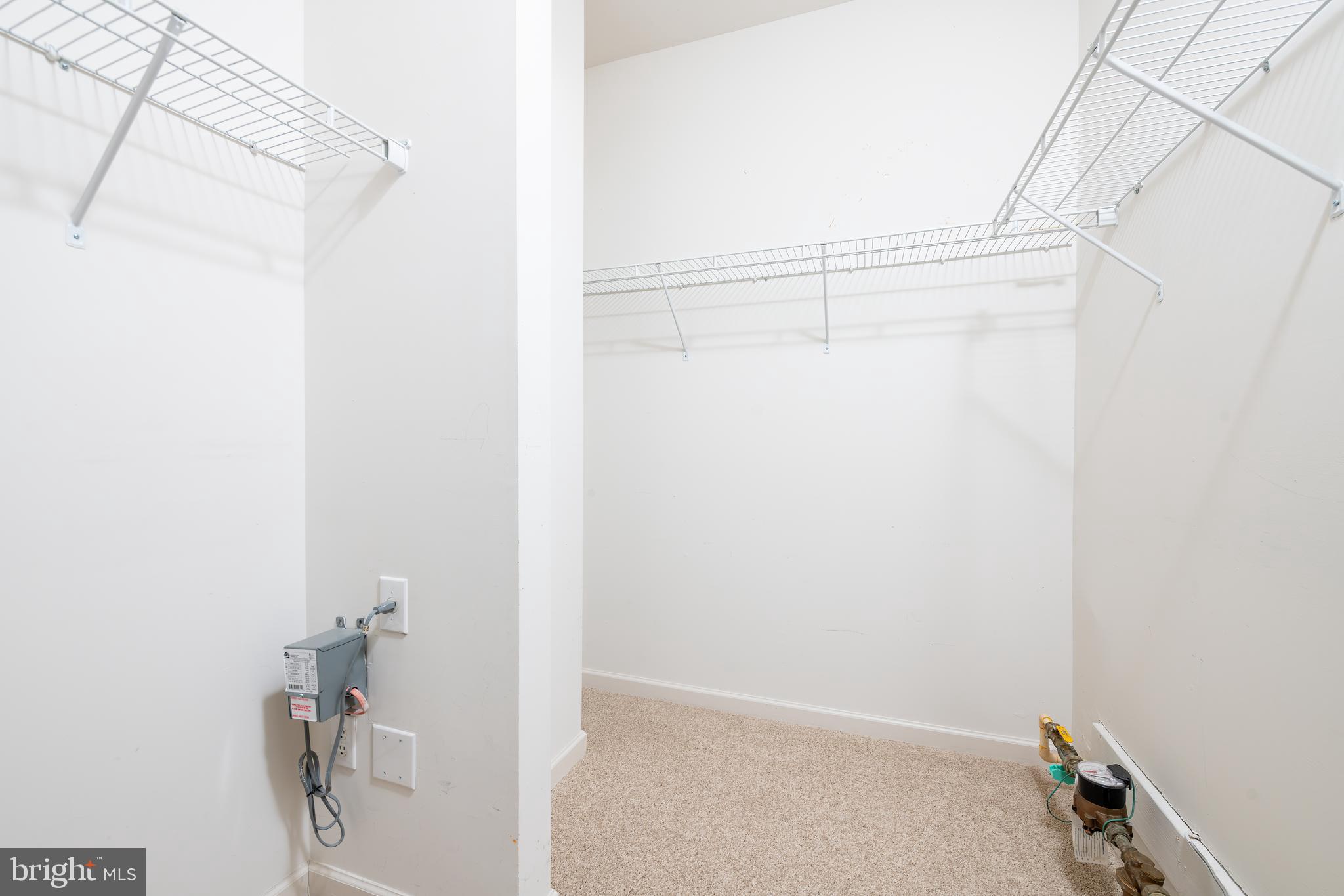 VILLAGES AT HILLVIEW - Residential