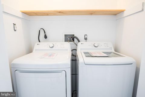 Tiny photo for 752 Slate Court, SEWELL, NJ 08080 (MLS # NJGL2071700)