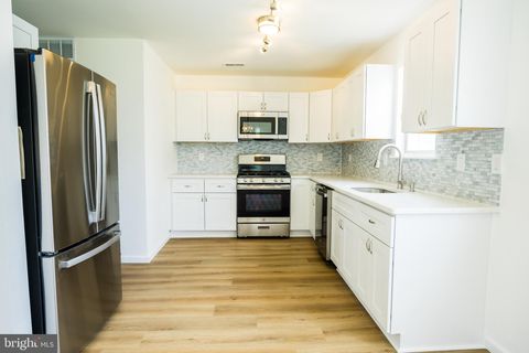 Tiny photo for 752 Slate Court, SEWELL, NJ 08080 (MLS # NJGL2071700)