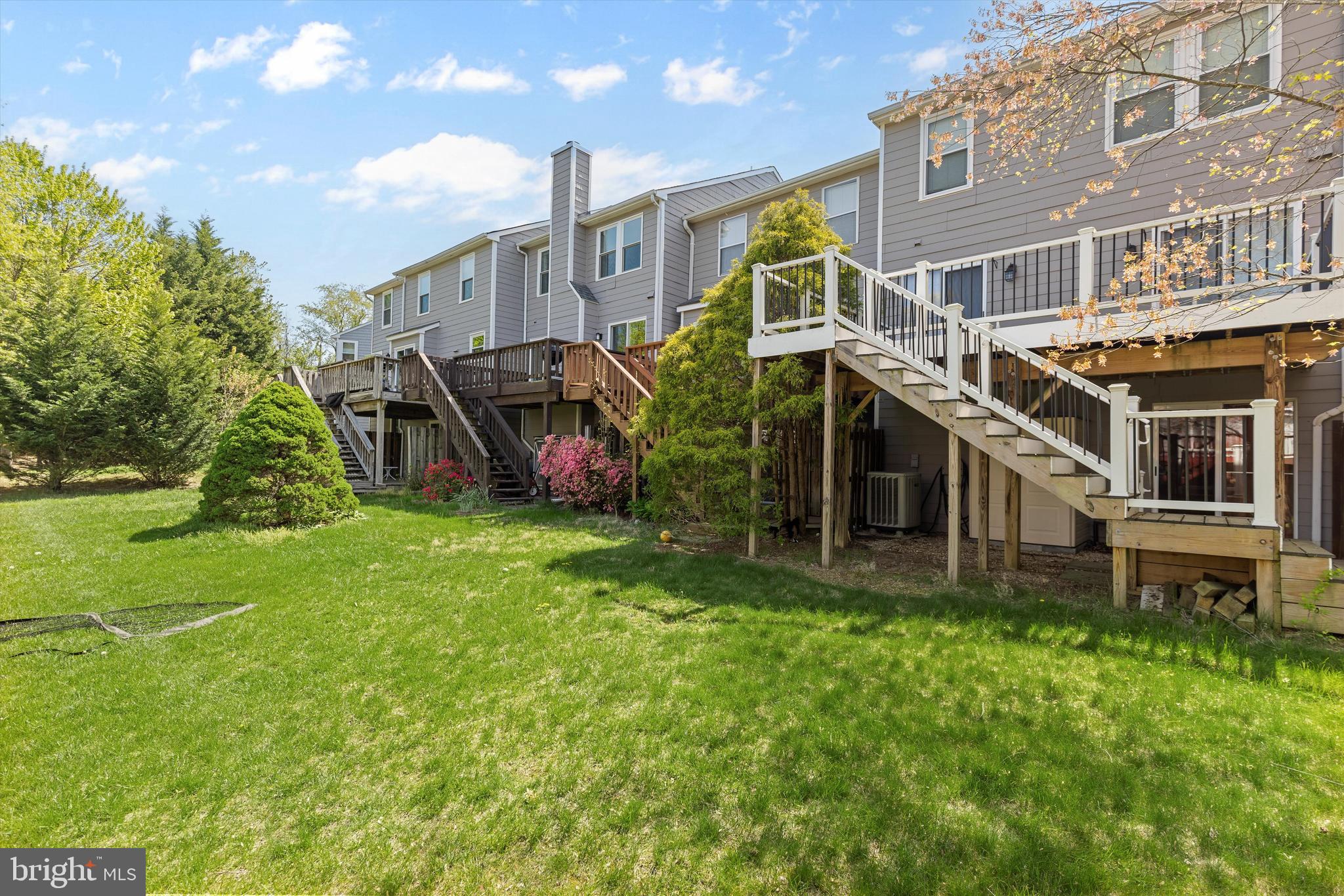 WOODLAND VILLAGE - Residential