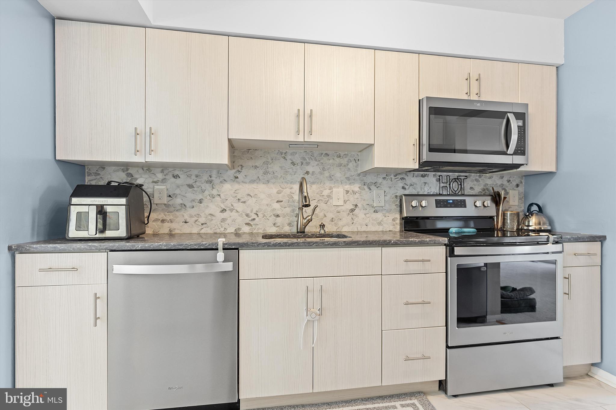 WOODLAND VILLAGE - Residential