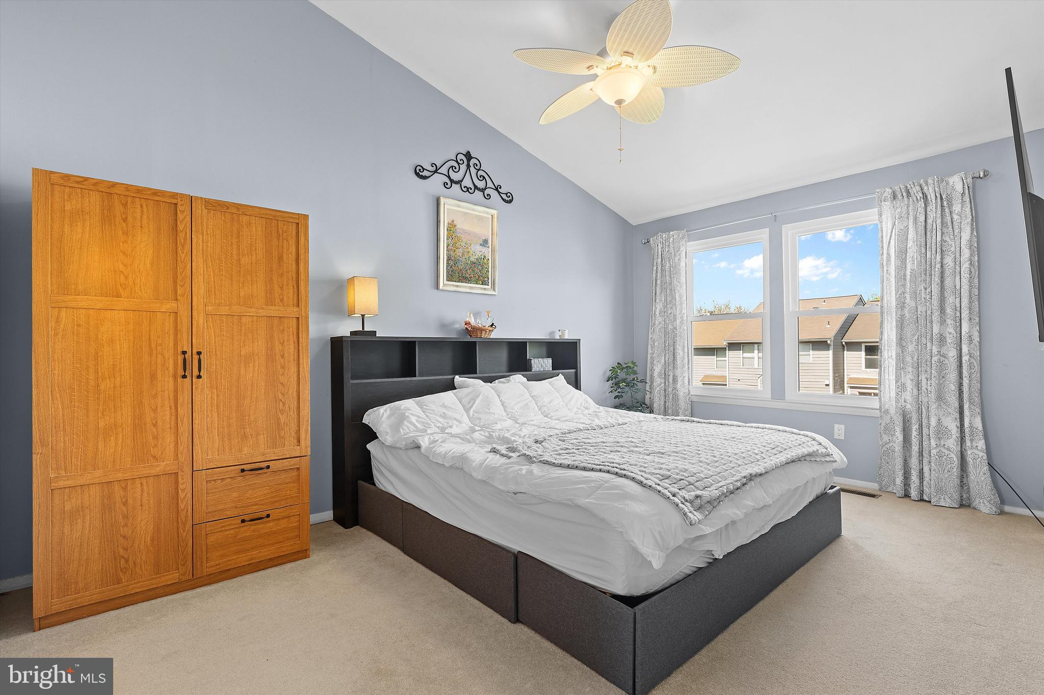 WOODLAND VILLAGE - Residential