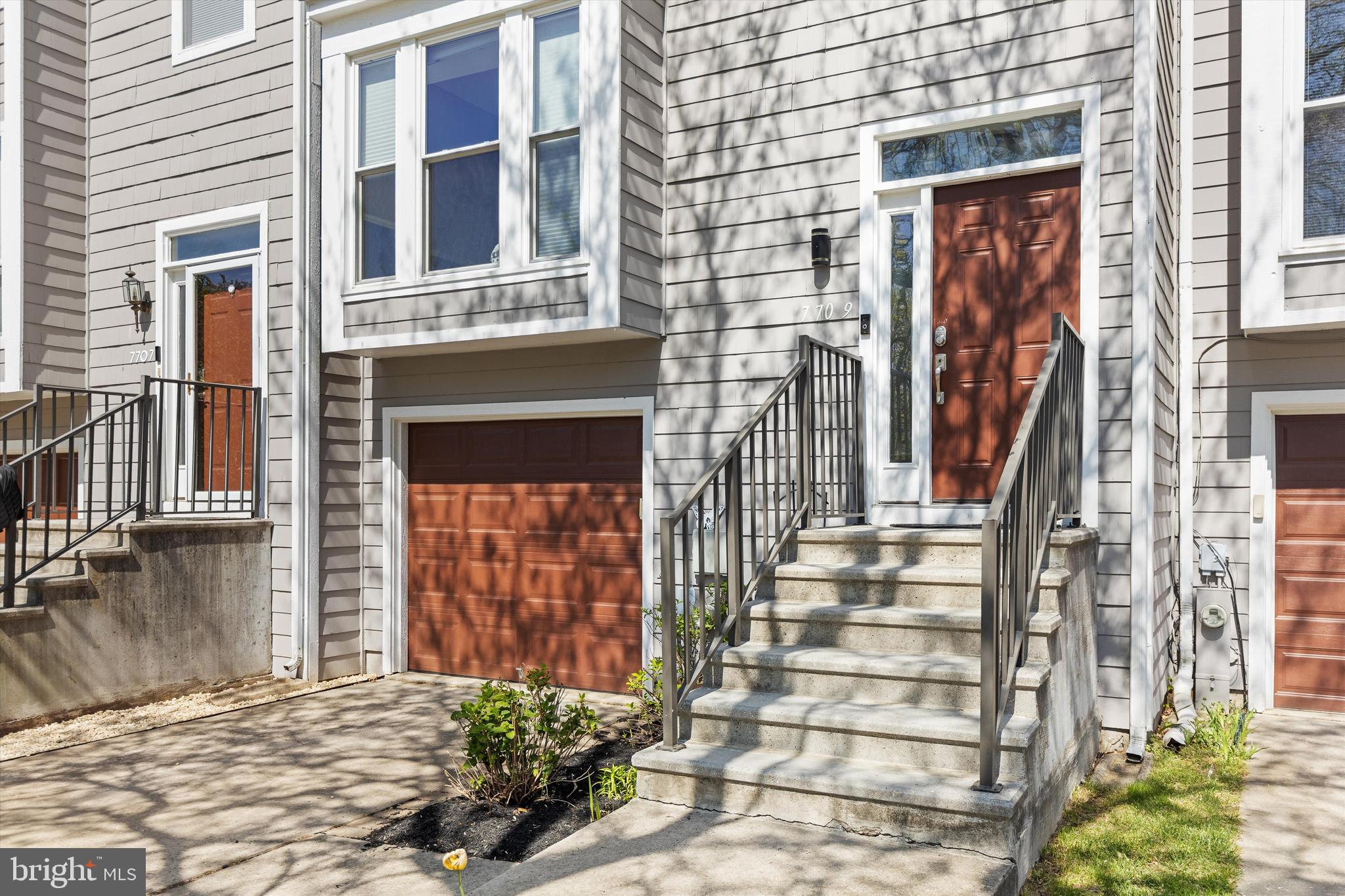 WOODLAND VILLAGE - Residential