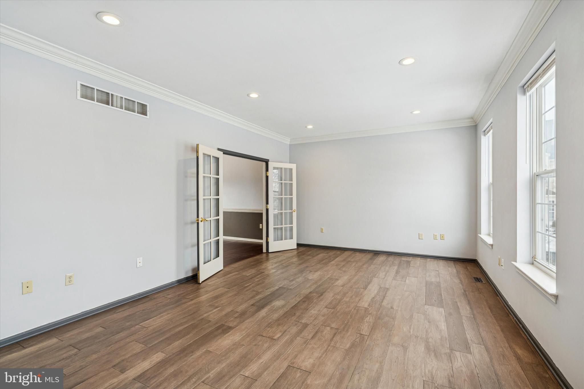 1003 CLOVER MILL CIRCLE