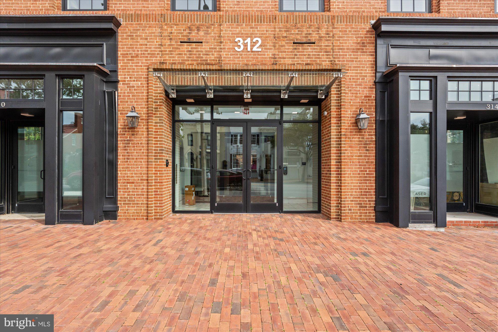 312 S WASHINGTON STREET 502