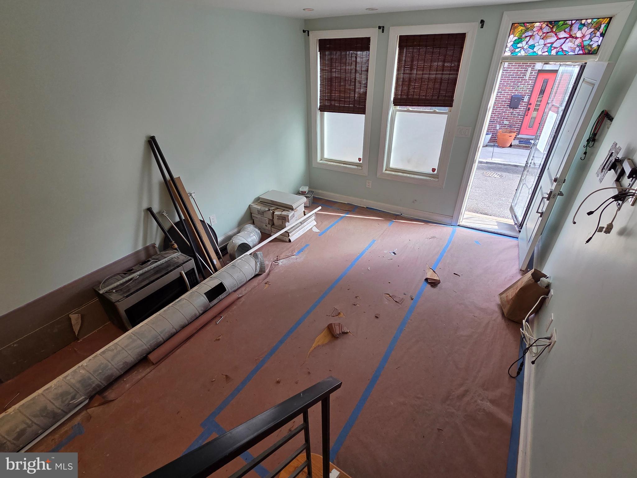 DICKINSON NARROWS - Residential