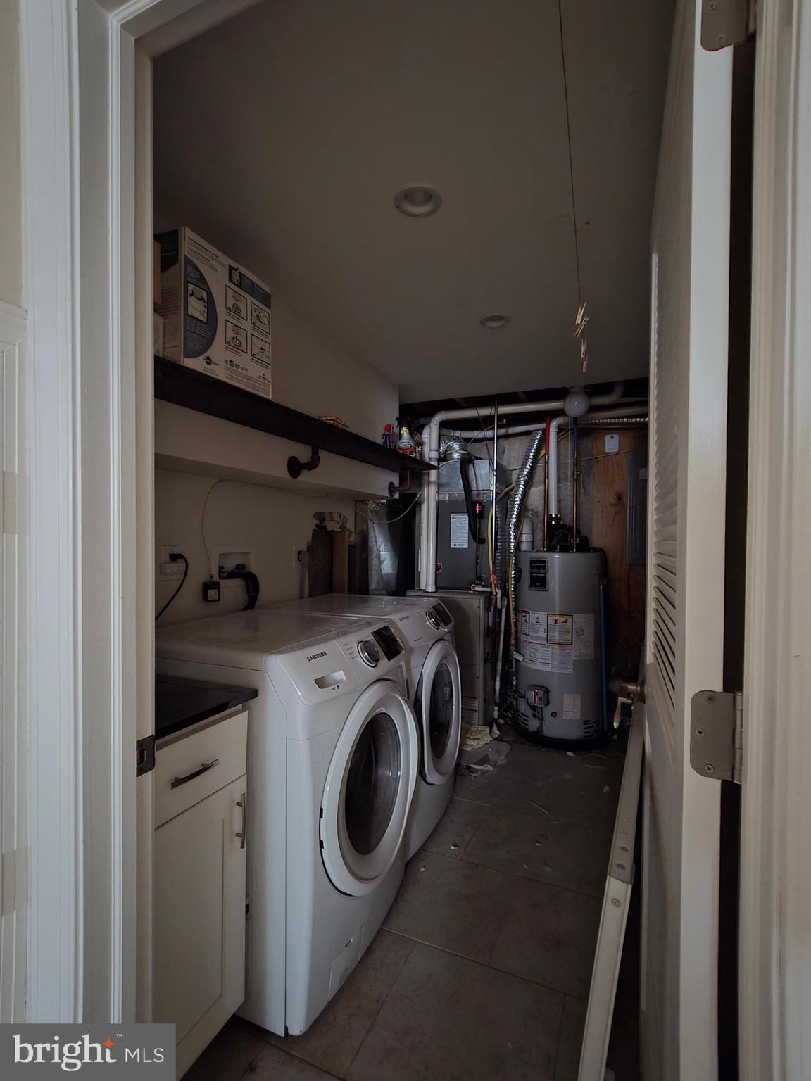 DICKINSON NARROWS - Residential