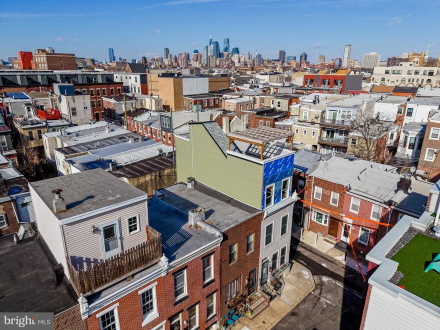 This is a rare moment to buy and polish up this gem in the highly desirable Dickinson Narrows. Tucked away on Orianna street, this 3 story [with finished basement] corner property is the keystone of the block! Boasting prime views of the skyline from the rooftop; it's wedged between historical sites, cafes and a lush green park. Now is your opportunity to buy into instant equity after about 80k in work. Formally completely renovated, this home has undergone demolition throughout and primed for its next owner to put their touches to it. A reputable contractor is standing by with a formal bid to complete the home, which will easily be estimated at 675k.