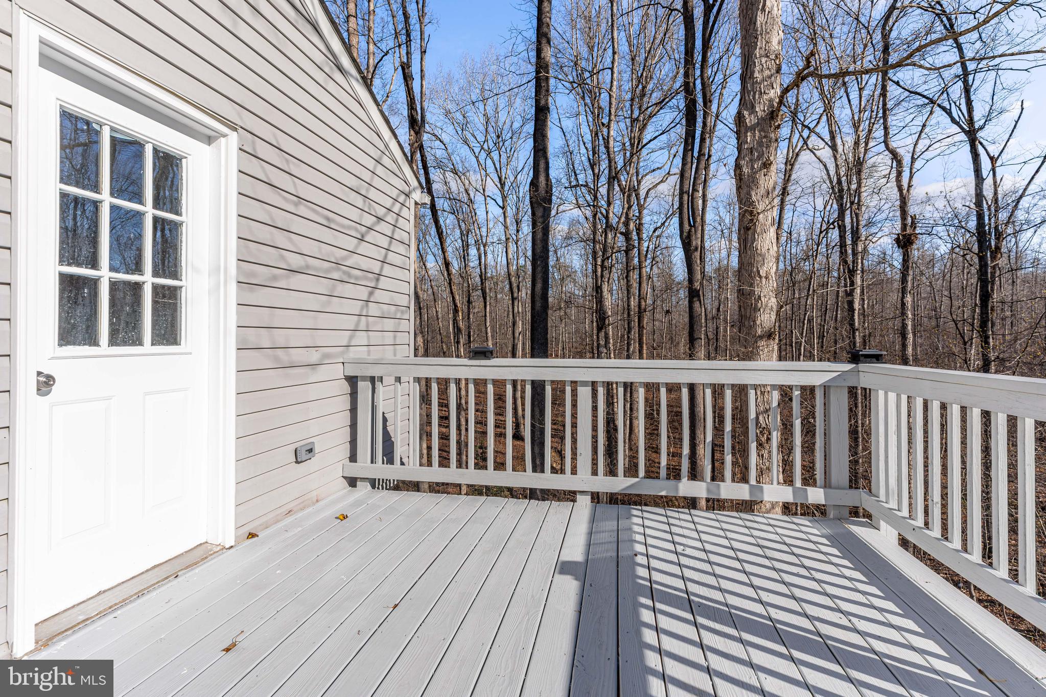 HIDDEN LAKE - Residential