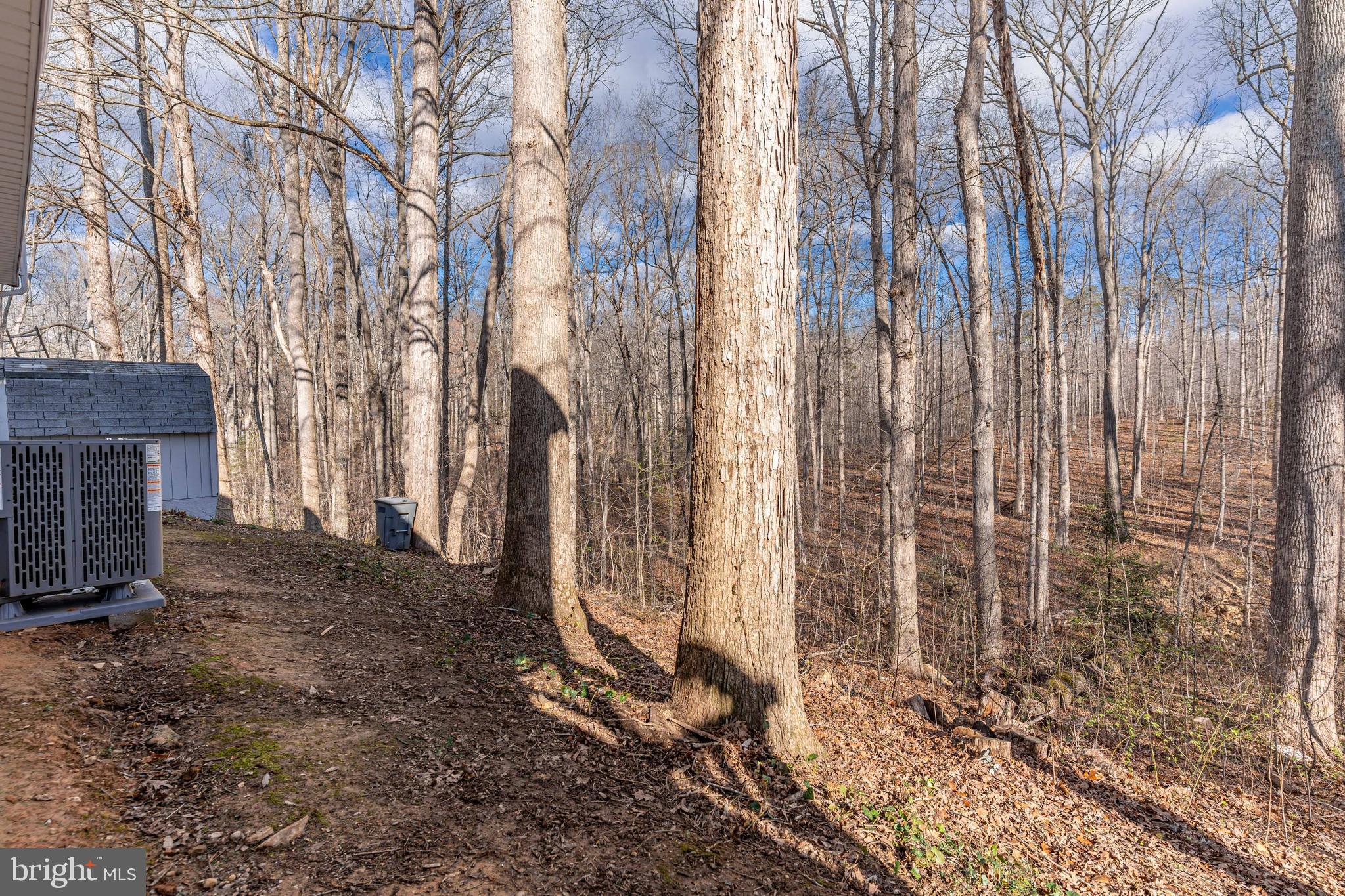 HIDDEN LAKE - Residential