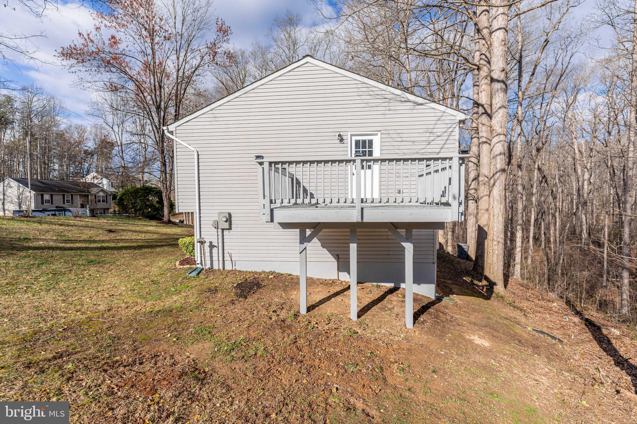 HIDDEN LAKE - Residential