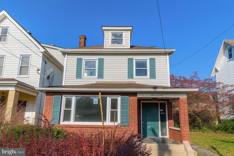 Homes For Sale - 419 31st Street<br/> Allegheny County, MCKEESPORT, PA 15132