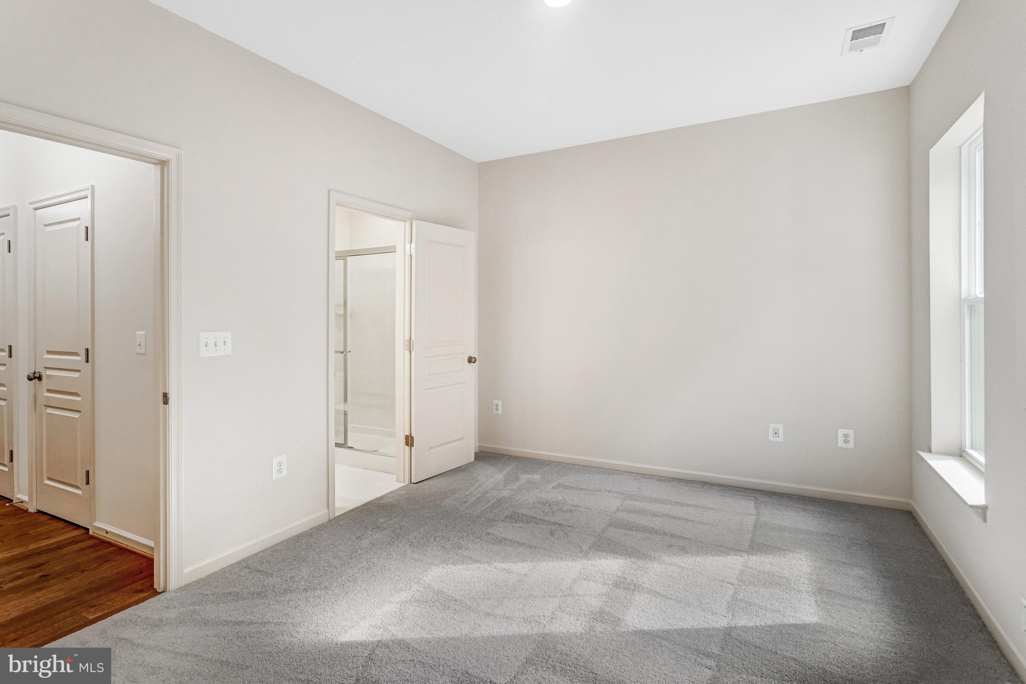 POTOMAC CREST - Residential