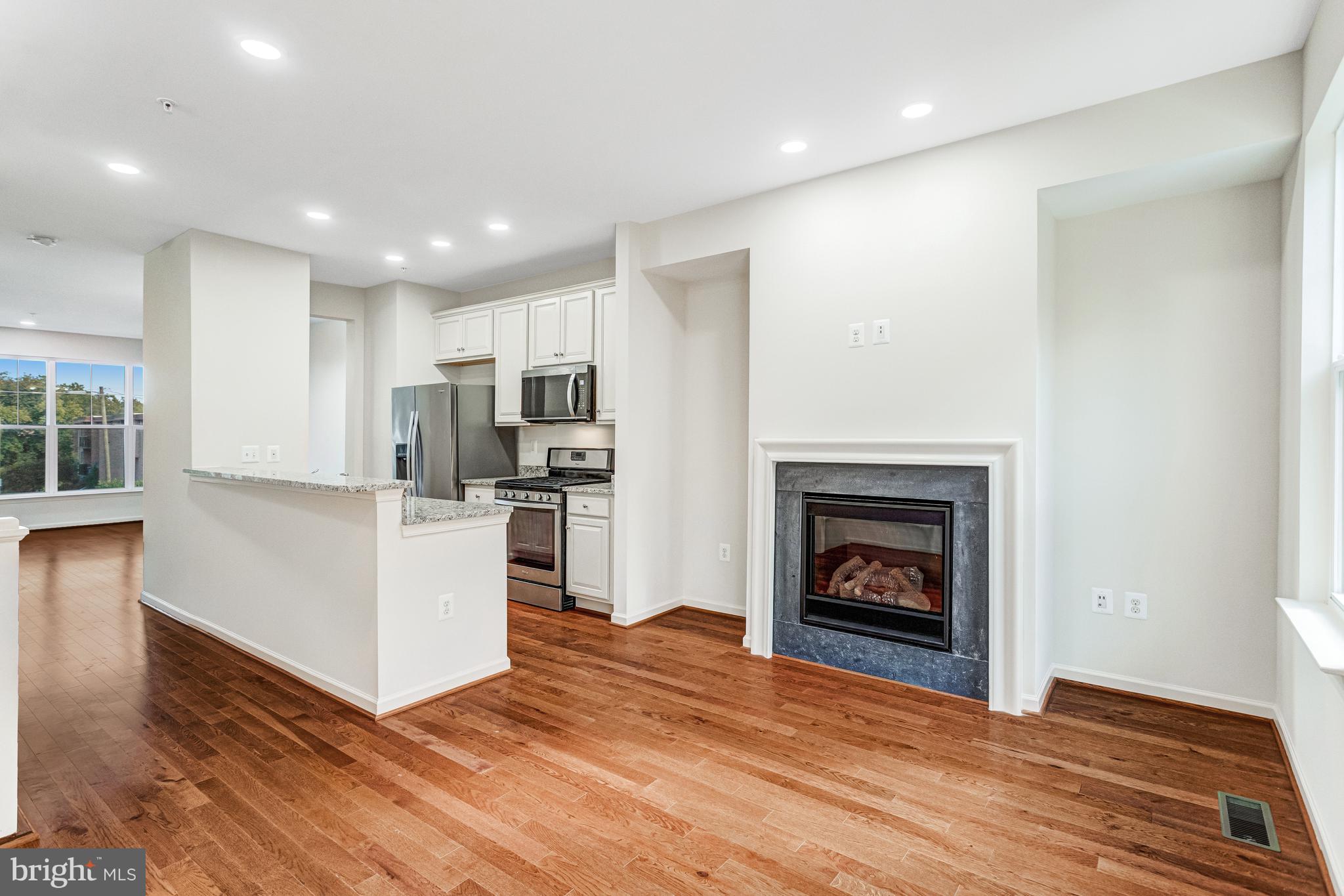 POTOMAC CREST - Residential