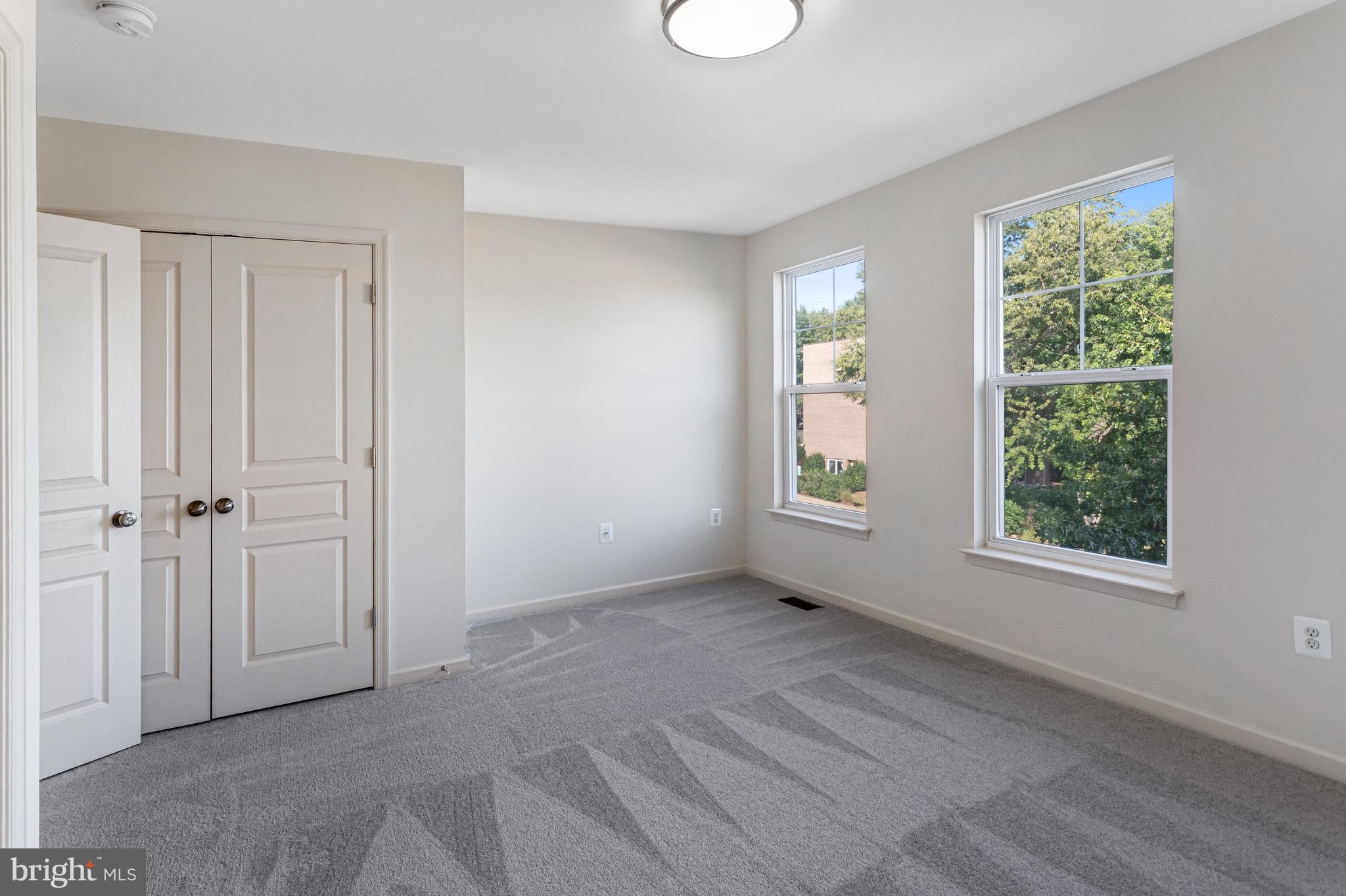 POTOMAC CREST - Residential