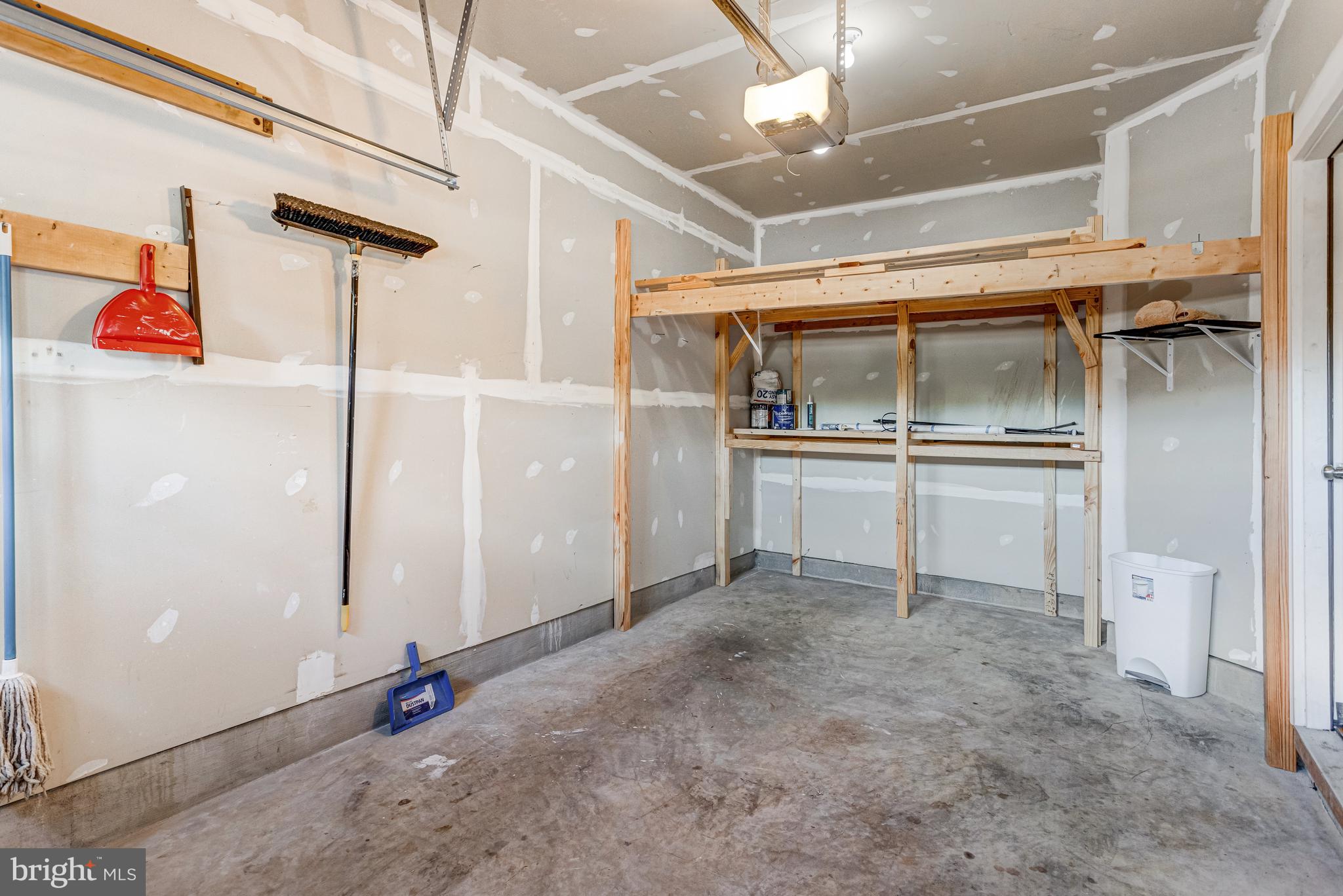 POTOMAC CREST - Residential