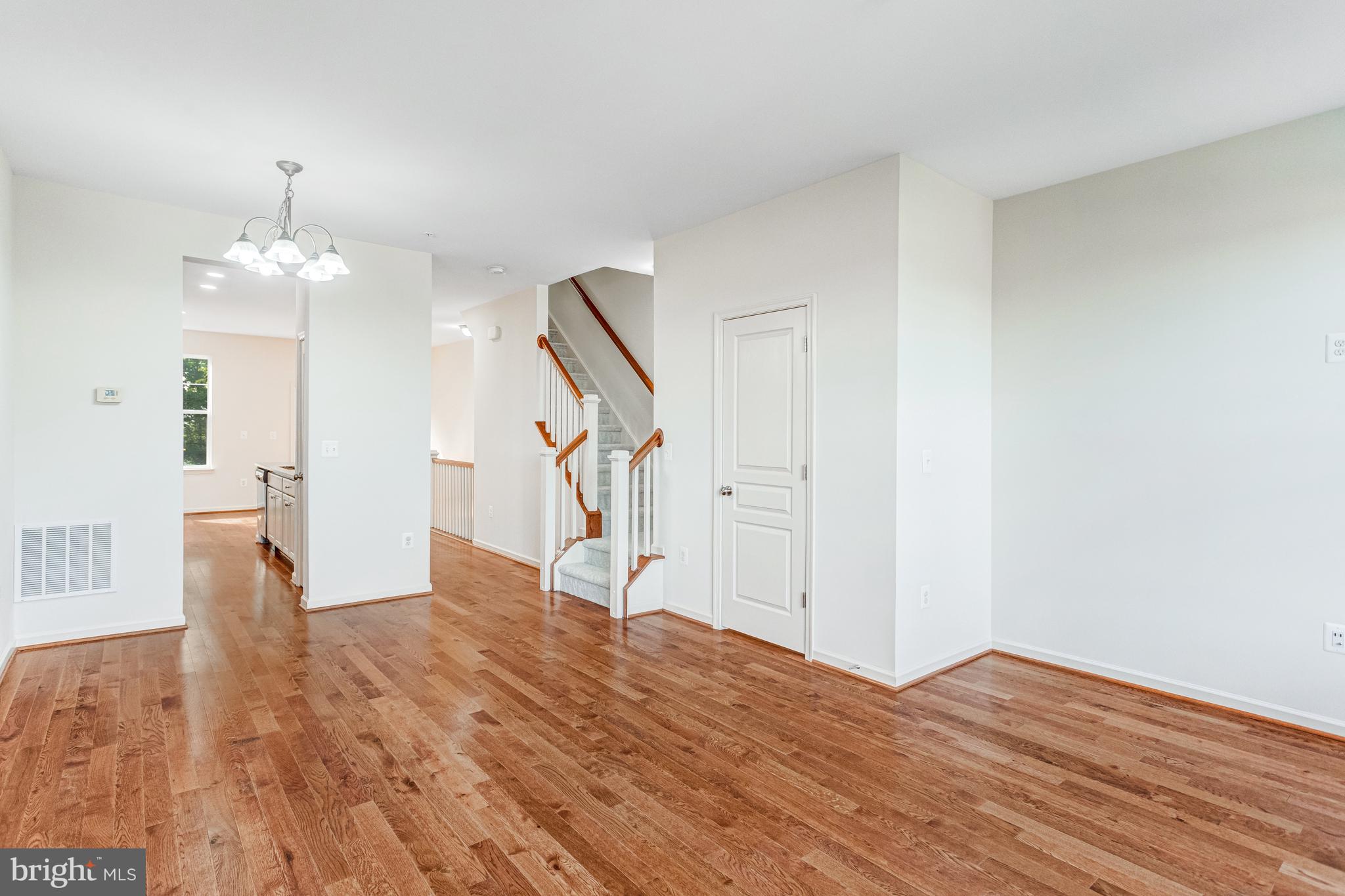 POTOMAC CREST - Residential