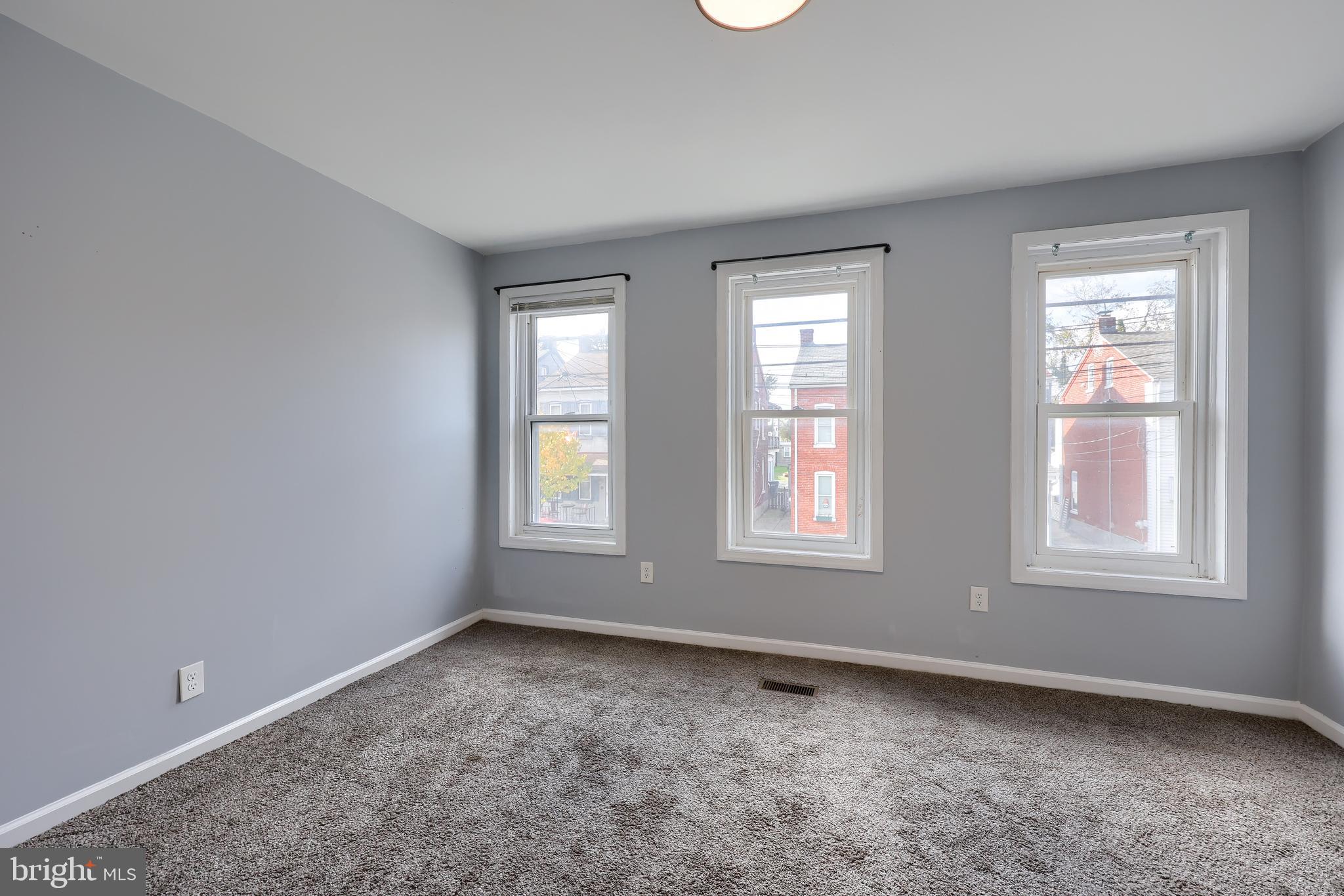 COLUMBIA - Residential