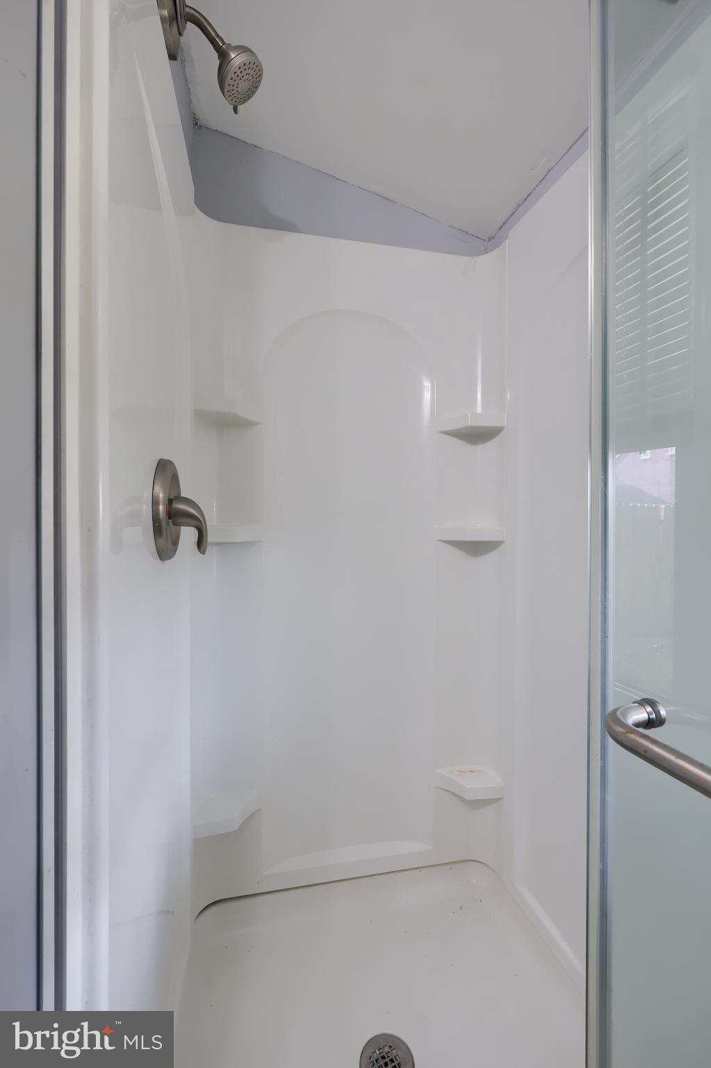 COLUMBIA - Residential