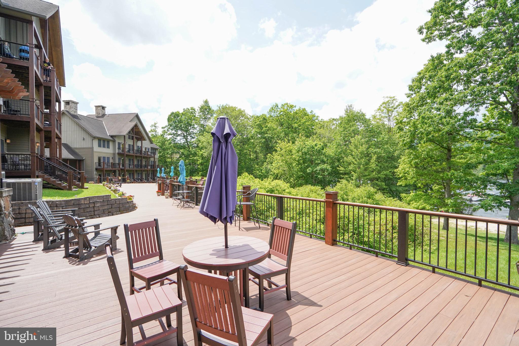 SILVER TREE SUITES - Residential