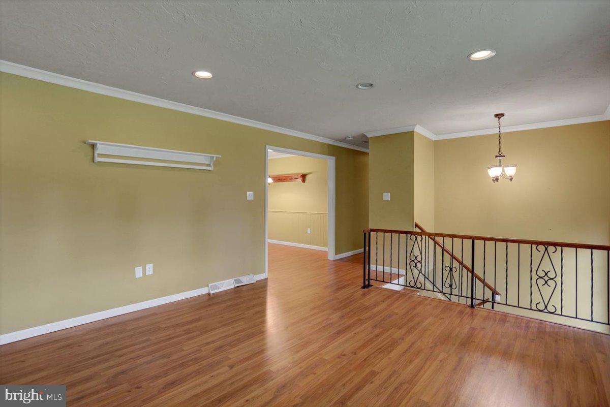 NEW FRANKLIN - Residential