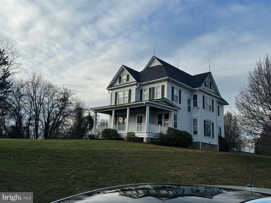 RC Rural Commercial zoning many retail uses allowed  2900 finished attic and walkout basement to be built out for 4 full floors.  Business live-work dwellings, so many commercial uses allowed call lister or text lister or email for all the uses not allowed to post here