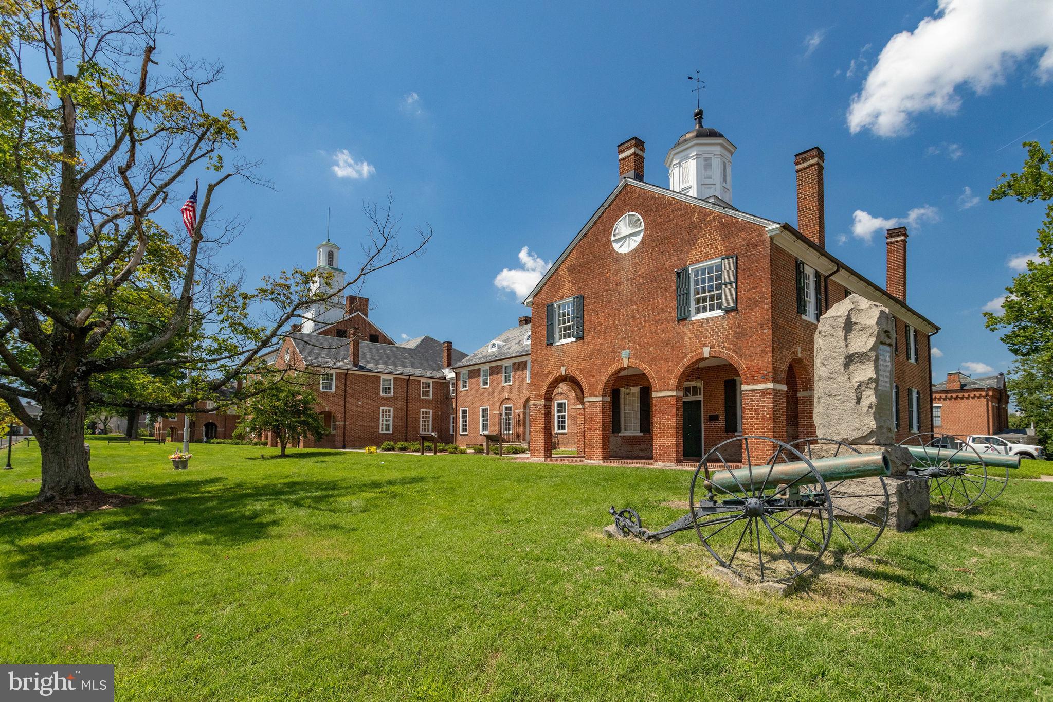 THE CROSSINGS - Residential