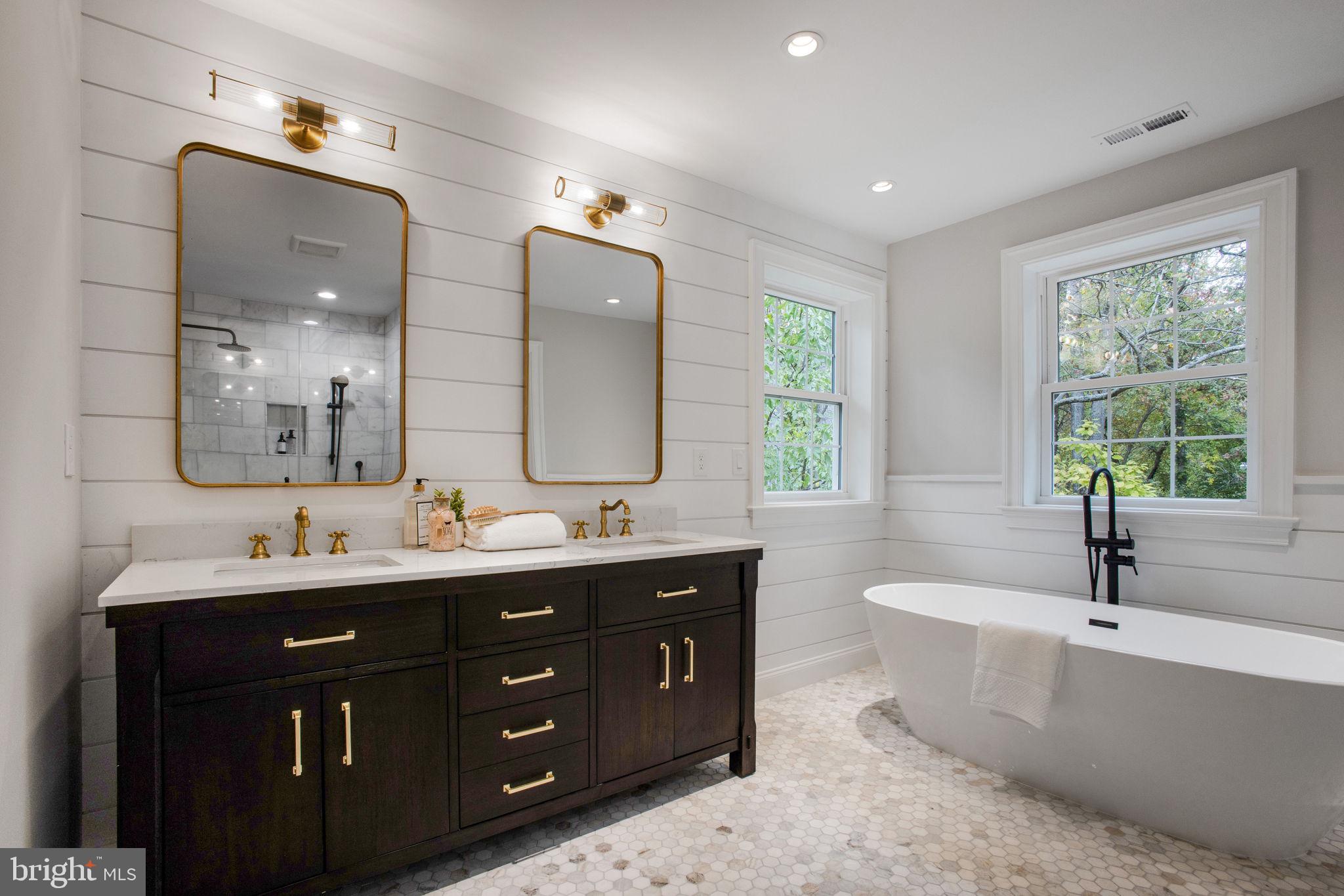 OLNEY OUTSIDE - Residential