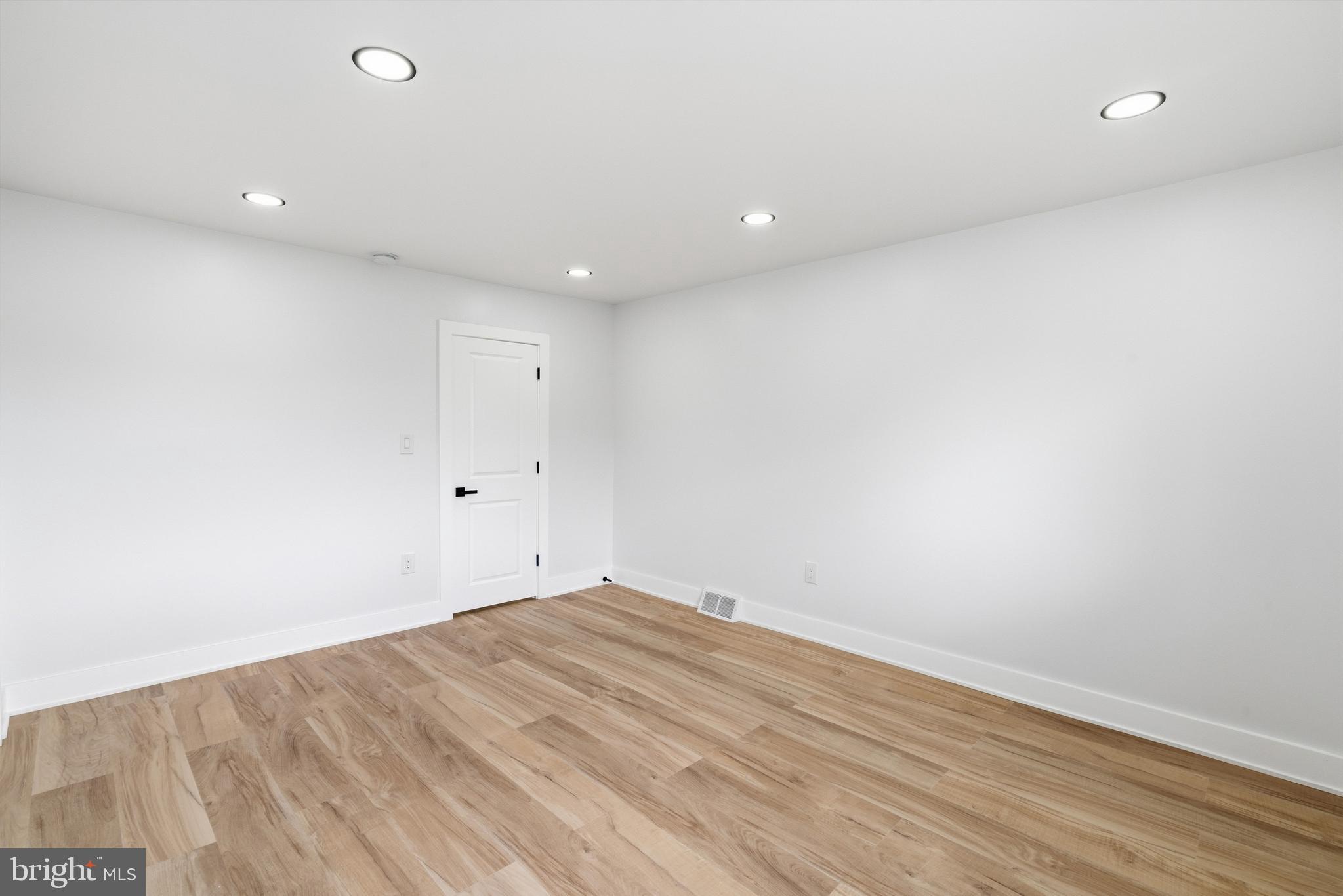 PHILMONT HEIGHTS - Residential