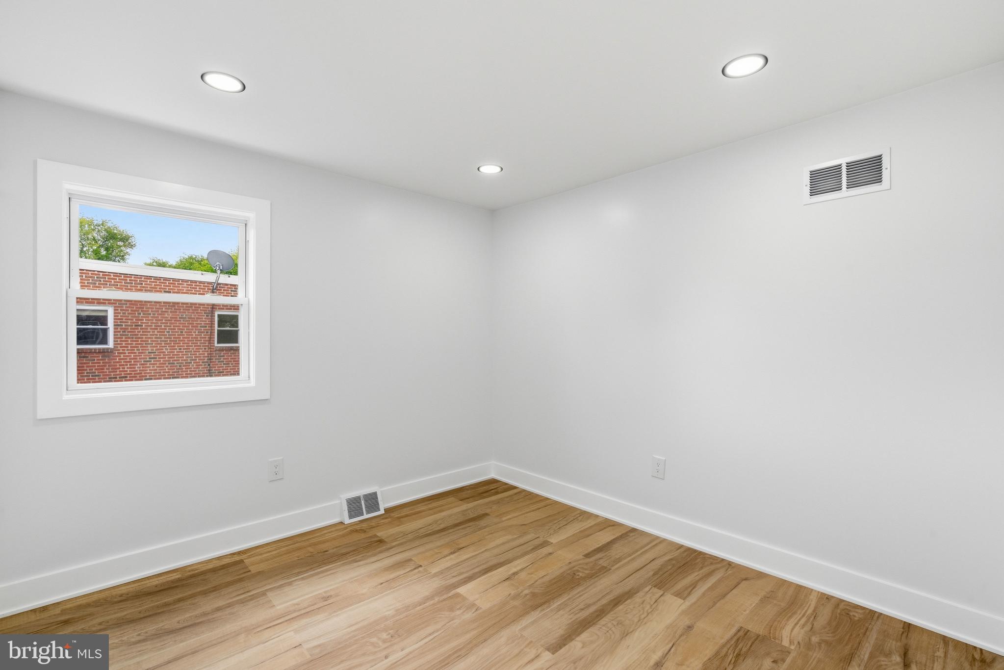 PHILMONT HEIGHTS - Residential