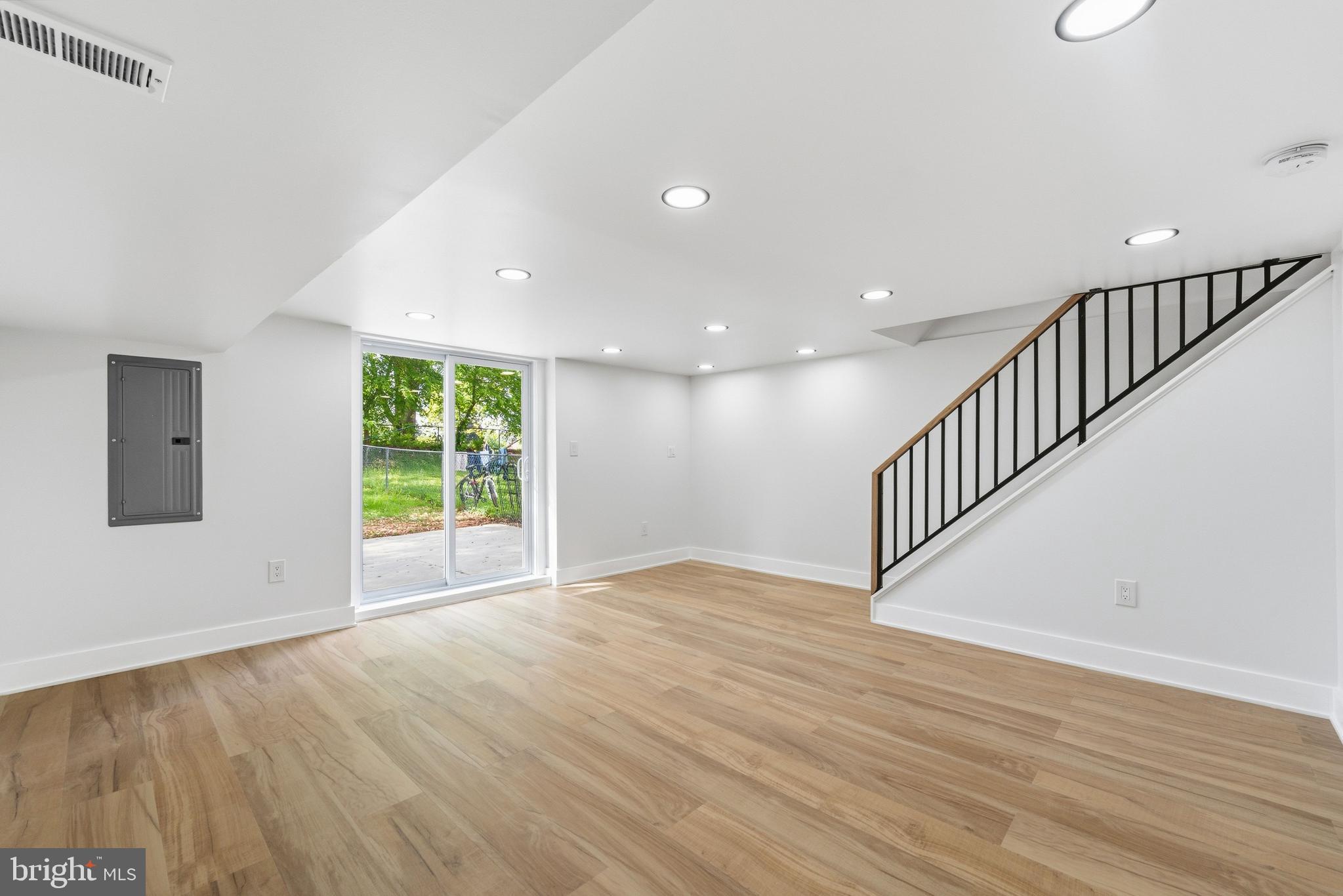PHILMONT HEIGHTS - Residential