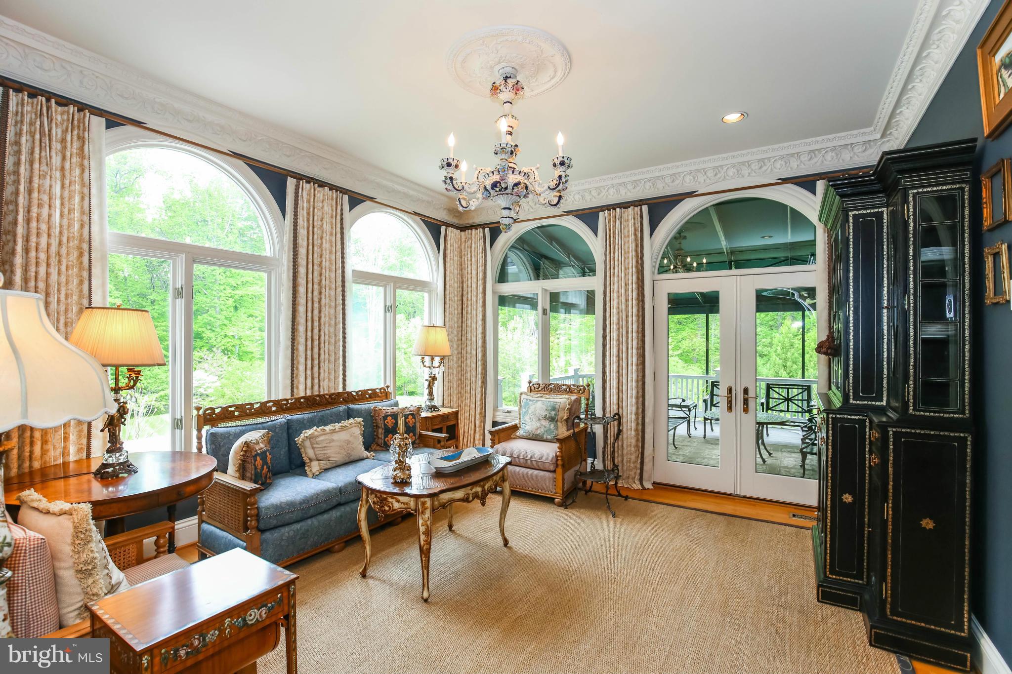 POTOMAC FALLS - Residential