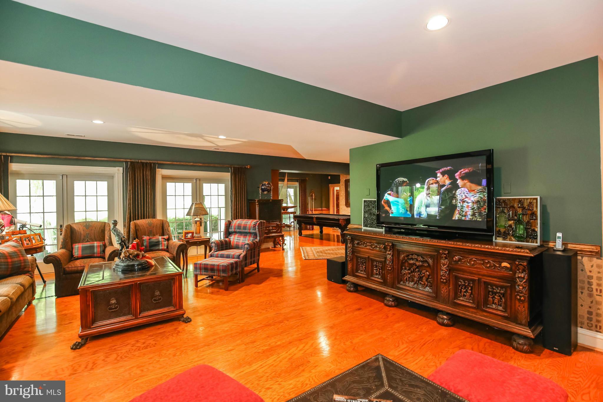 POTOMAC FALLS - Residential